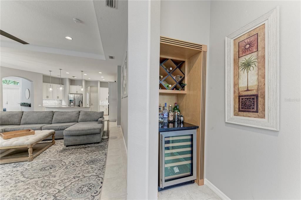 For Sale: $799,000 (4 beds, 3 baths, 2739 Square Feet)