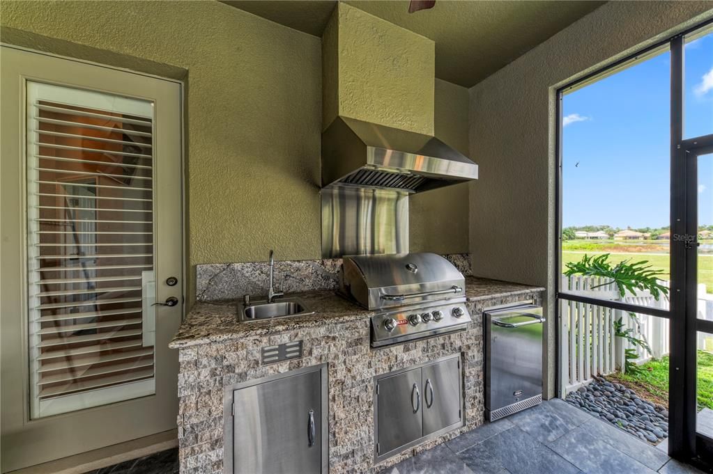 For Sale: $799,000 (4 beds, 3 baths, 2739 Square Feet)