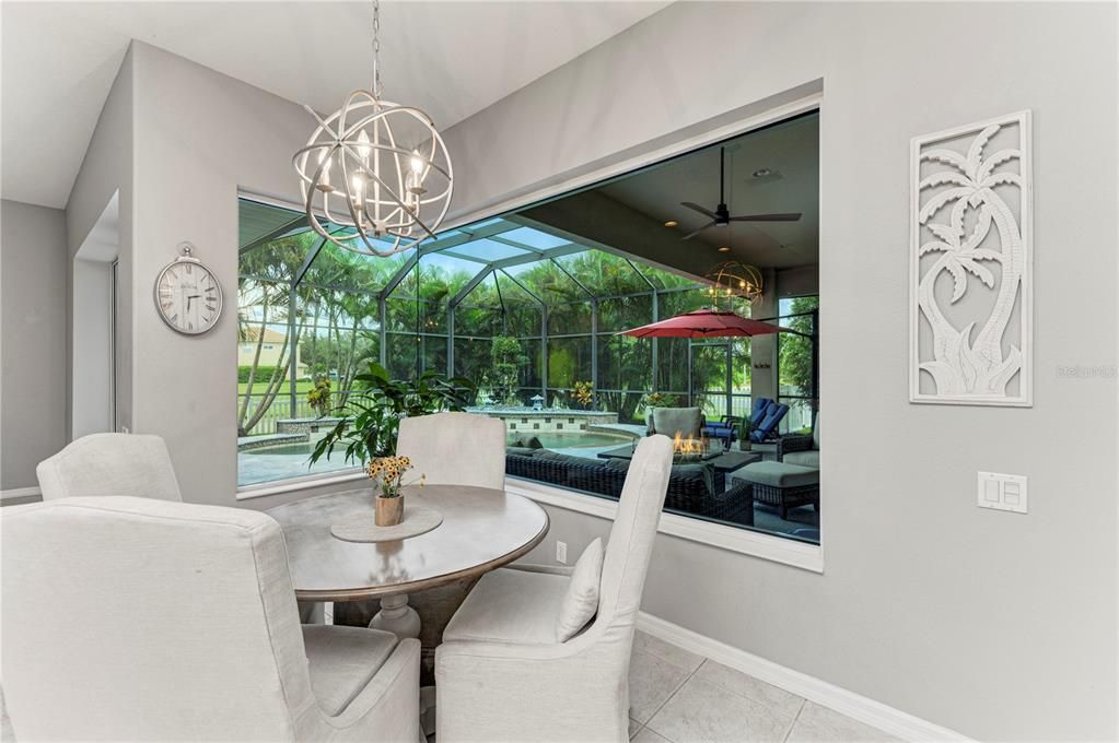 For Sale: $799,000 (4 beds, 3 baths, 2739 Square Feet)