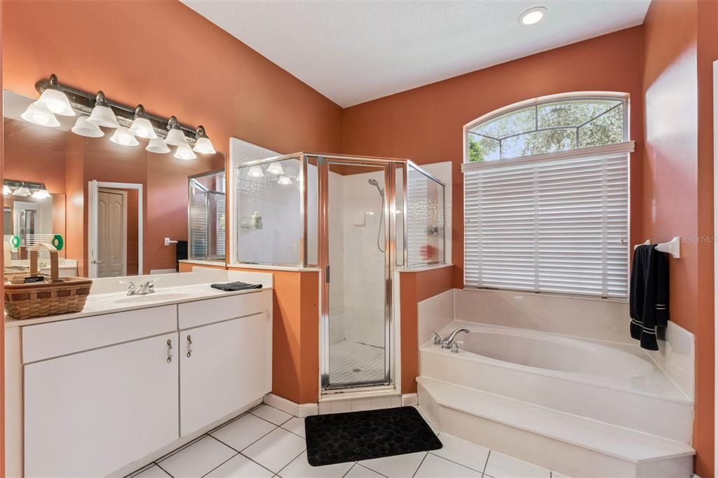 For Sale: $535,000 (4 beds, 3 baths, 2315 Square Feet)