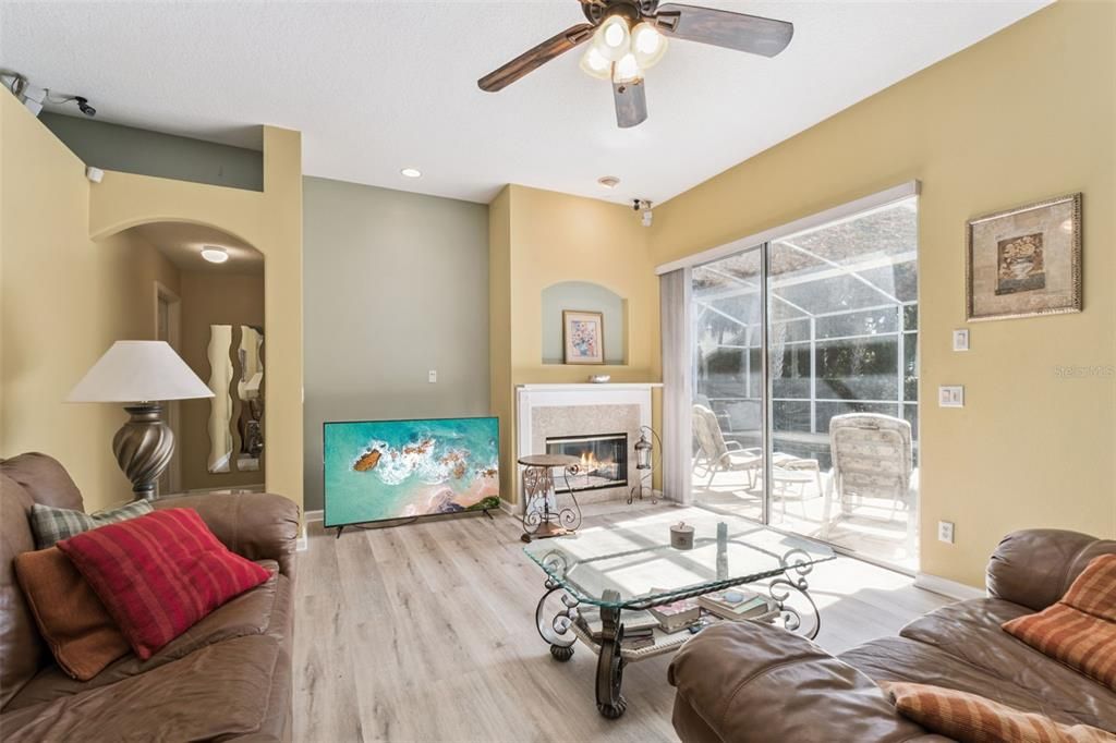 For Sale: $535,000 (4 beds, 3 baths, 2315 Square Feet)