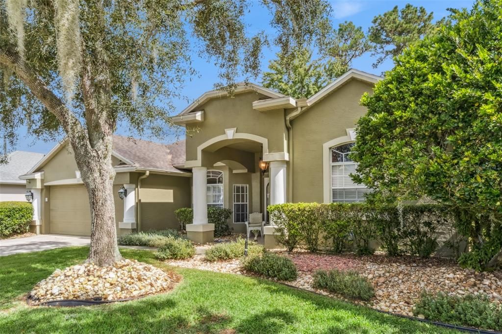 For Sale: $535,000 (4 beds, 3 baths, 2315 Square Feet)