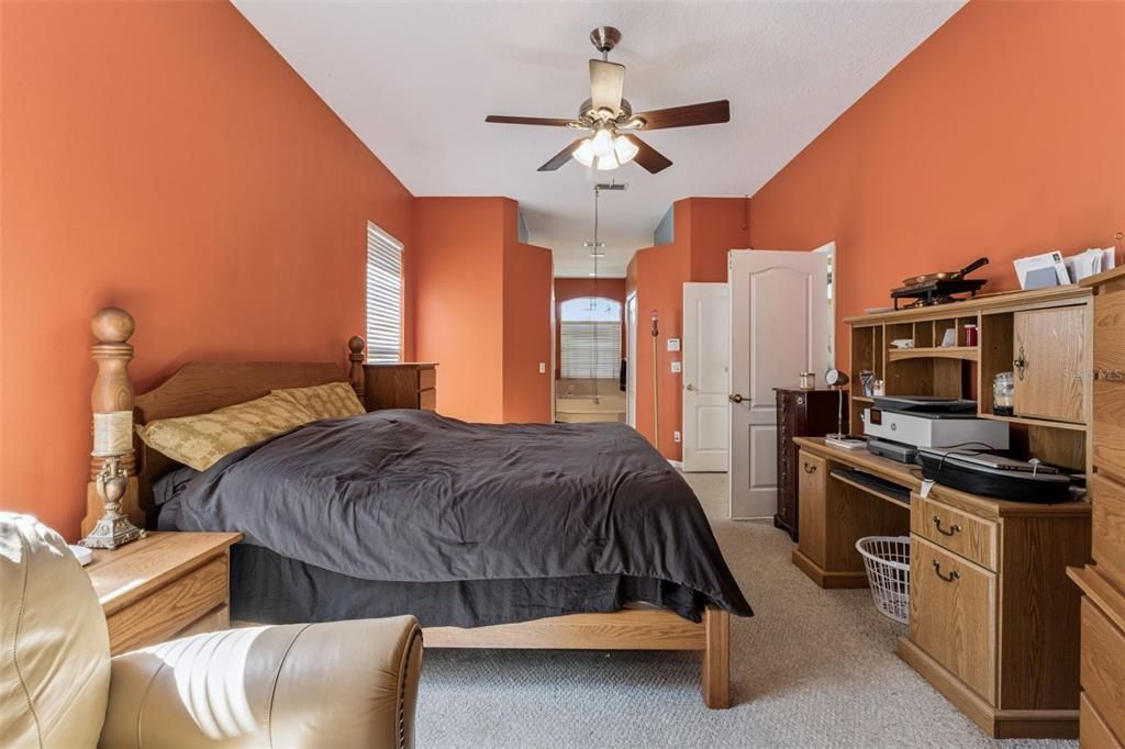 For Sale: $535,000 (4 beds, 3 baths, 2315 Square Feet)