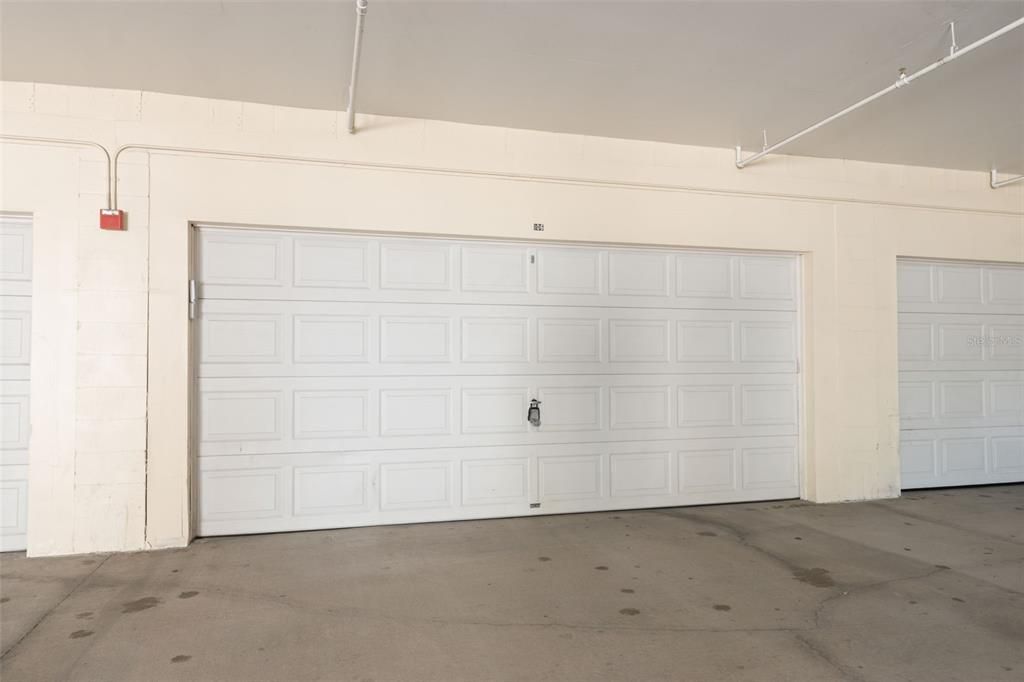 For Sale: $890,000 (3 beds, 2 baths, 2512 Square Feet)