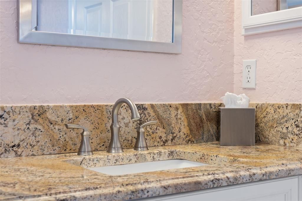 For Sale: $890,000 (3 beds, 2 baths, 2512 Square Feet)