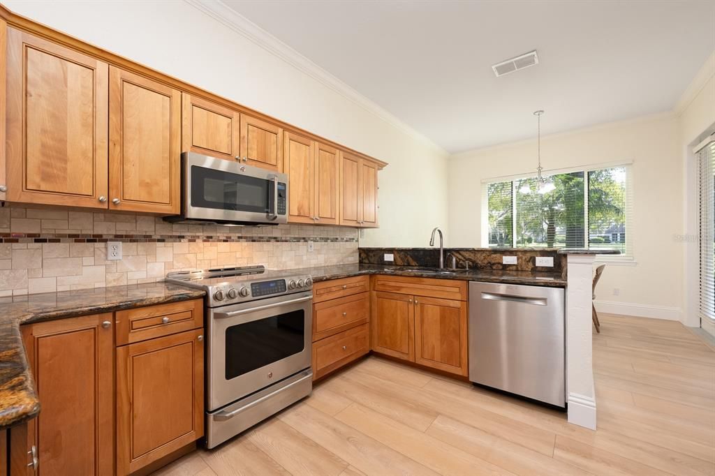 For Sale: $589,000 (3 beds, 2 baths, 2375 Square Feet)