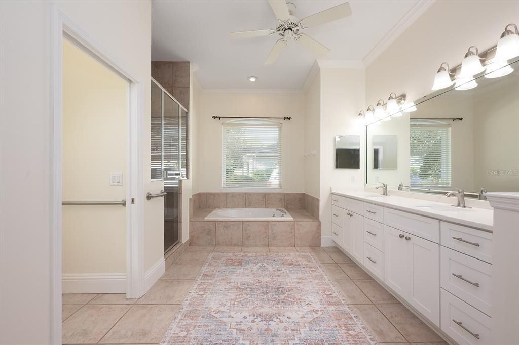 For Sale: $589,000 (3 beds, 2 baths, 2375 Square Feet)