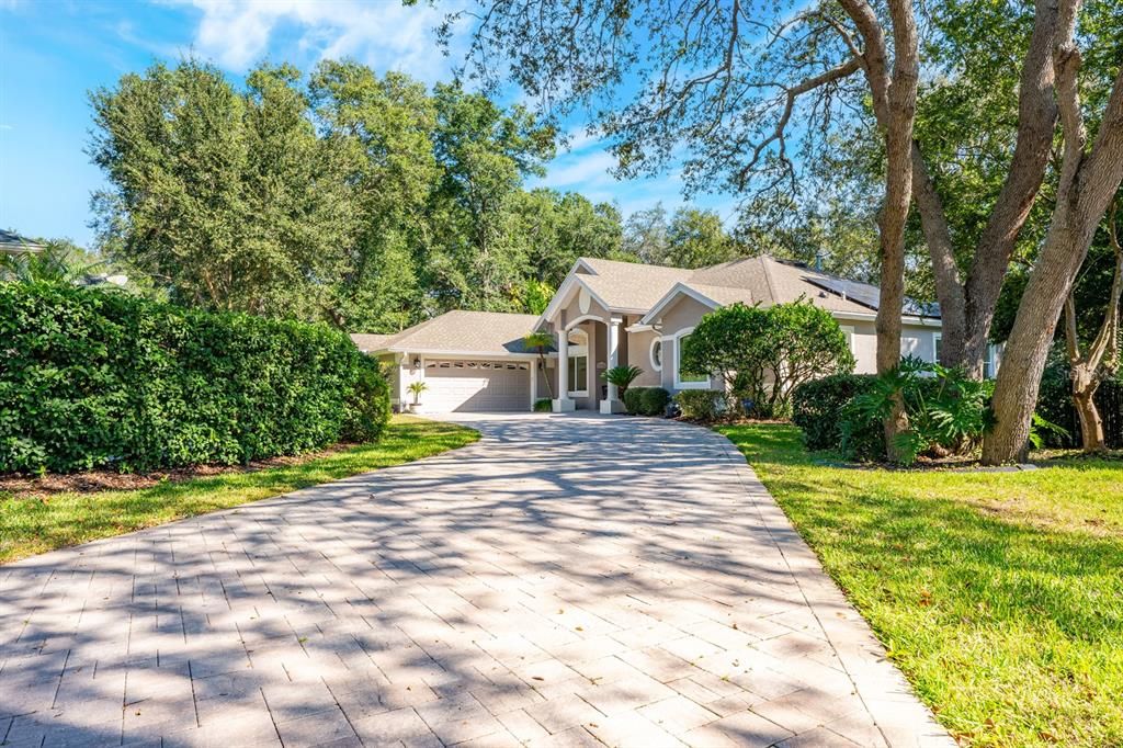 For Sale: $589,000 (3 beds, 2 baths, 2375 Square Feet)