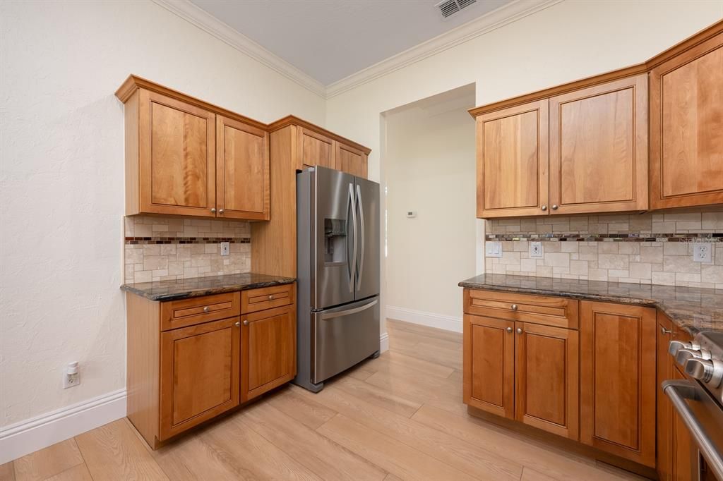 For Sale: $589,000 (3 beds, 2 baths, 2375 Square Feet)