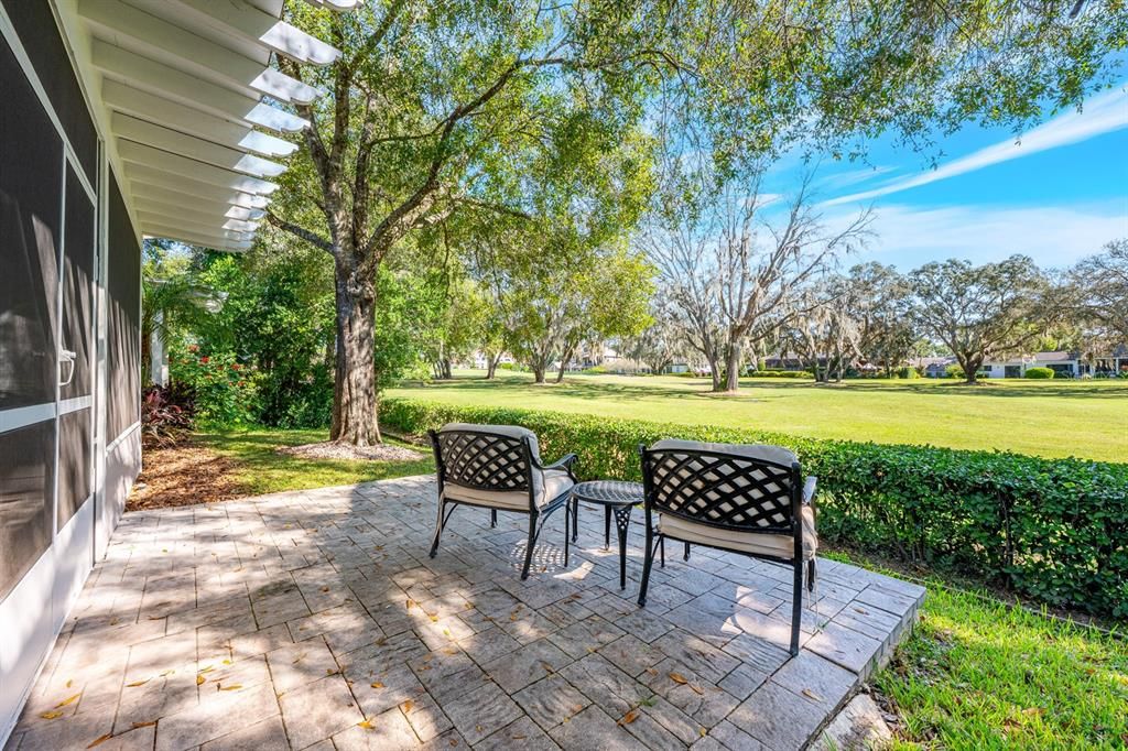 For Sale: $589,000 (3 beds, 2 baths, 2375 Square Feet)