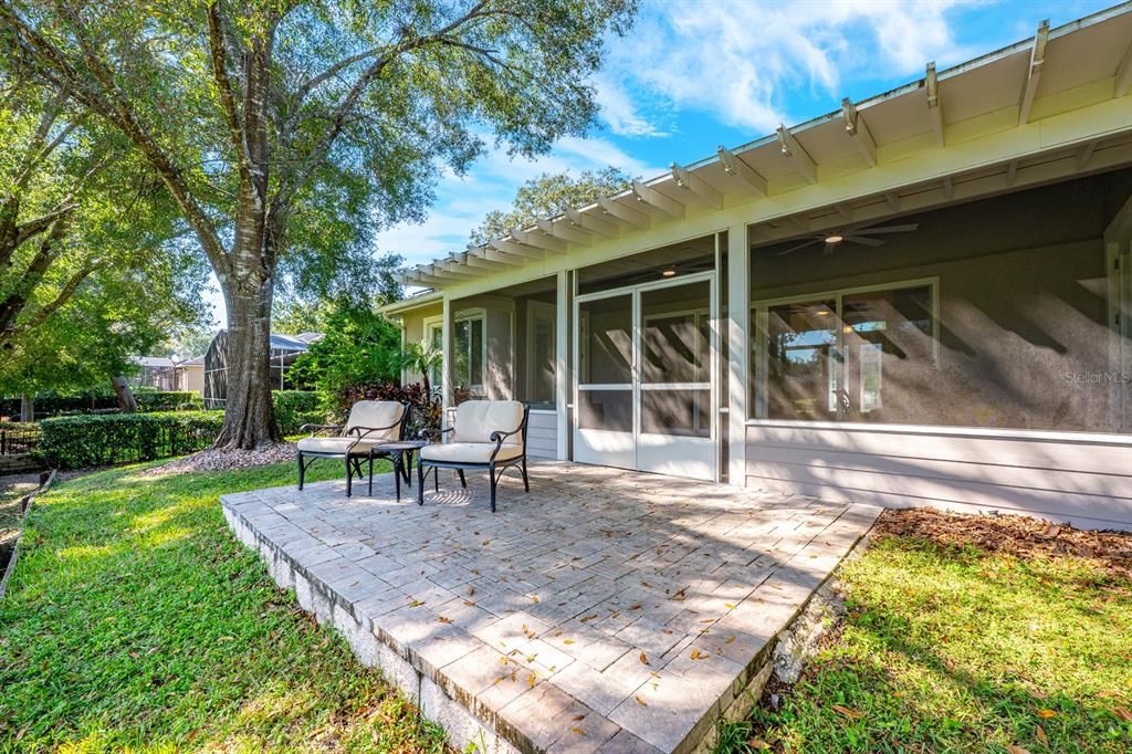 For Sale: $589,000 (3 beds, 2 baths, 2375 Square Feet)