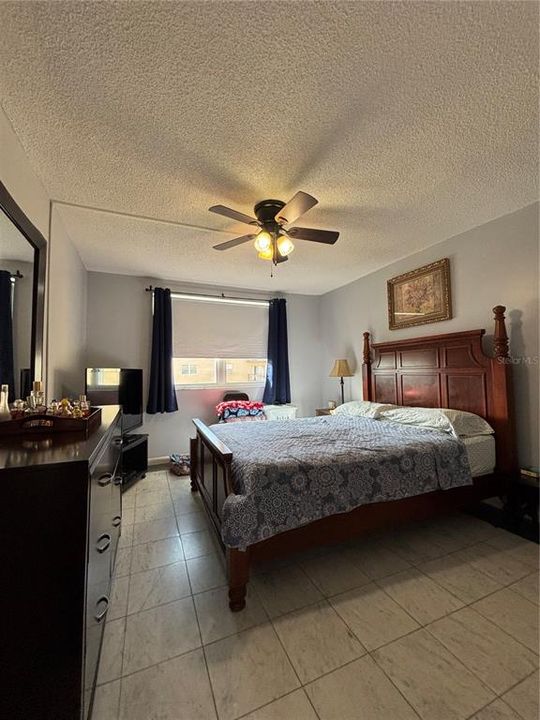 На продажу: $145,000 (2 спален, 2 ванн, 1094 Квадратных фут)