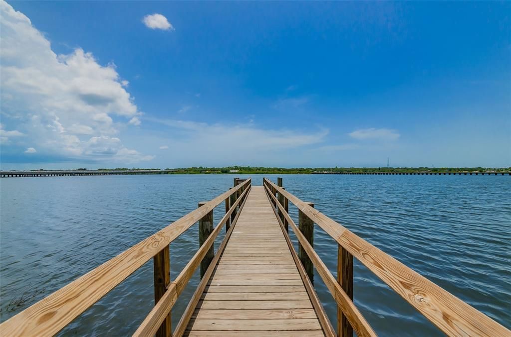 待售: $600,000 (4 贝兹, 3 浴室, 2587 平方英尺)