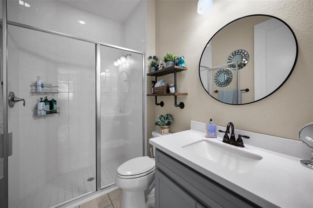 待售: $600,000 (4 贝兹, 3 浴室, 2587 平方英尺)