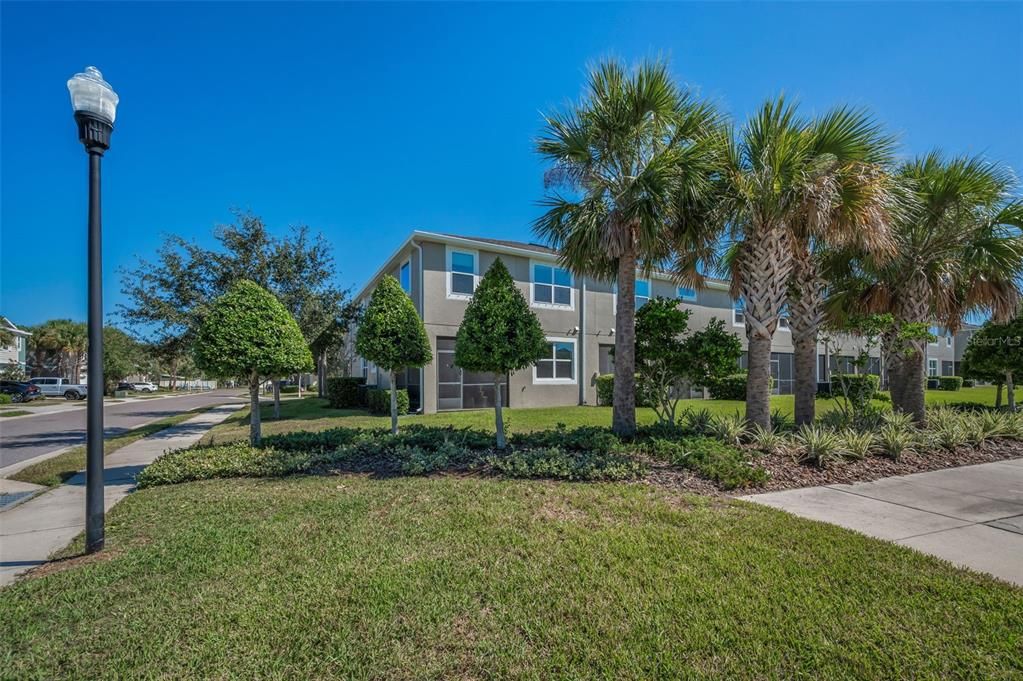 待售: $600,000 (4 贝兹, 3 浴室, 2587 平方英尺)