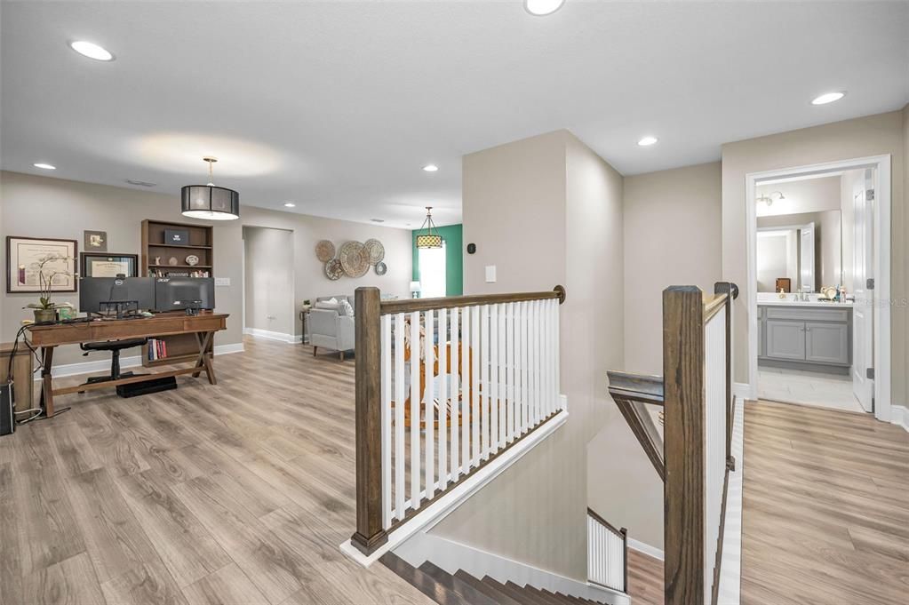 待售: $600,000 (4 贝兹, 3 浴室, 2587 平方英尺)