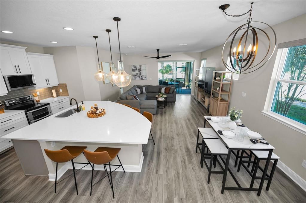 待售: $600,000 (4 贝兹, 3 浴室, 2587 平方英尺)