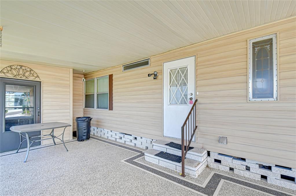 For Sale: $140,000 (2 beds, 2 baths, 1539 Square Feet)