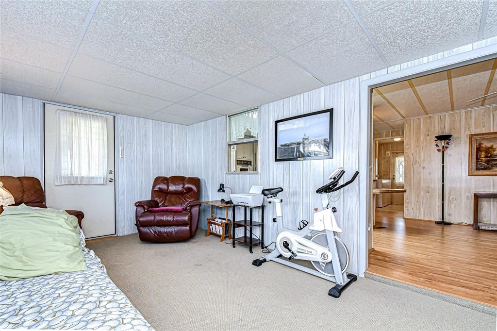 For Sale: $140,000 (2 beds, 2 baths, 1539 Square Feet)