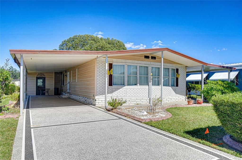 For Sale: $140,000 (2 beds, 2 baths, 1539 Square Feet)