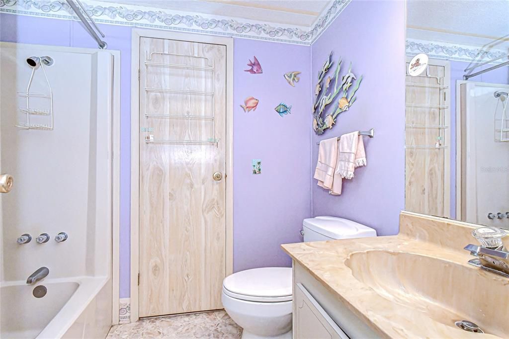 For Sale: $140,000 (2 beds, 2 baths, 1539 Square Feet)