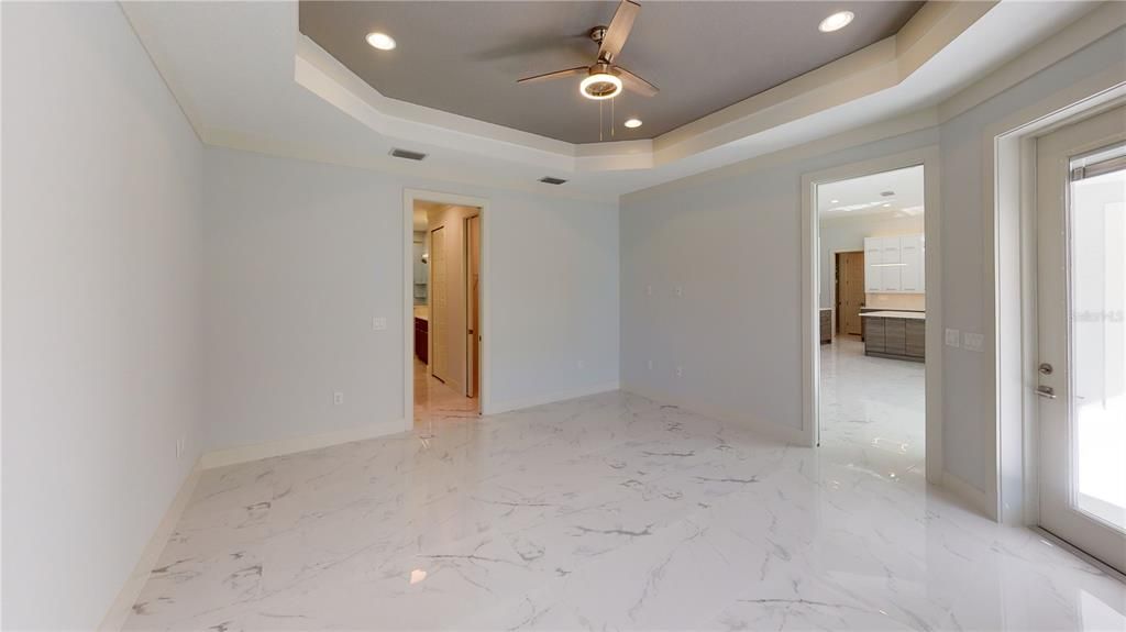 For Sale: $499,000 (3 beds, 2 baths, 2046 Square Feet)