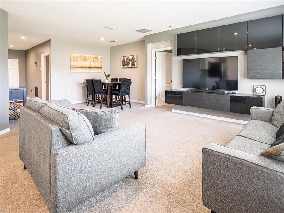 For Sale: $339,500 (3 beds, 2 baths, 1540 Square Feet)