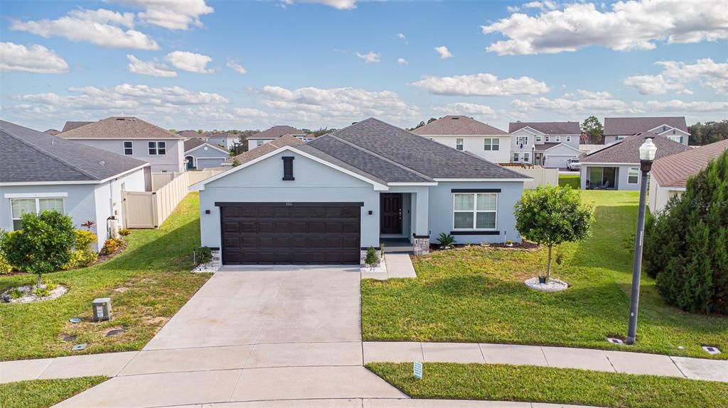 For Sale: $339,500 (3 beds, 2 baths, 1540 Square Feet)