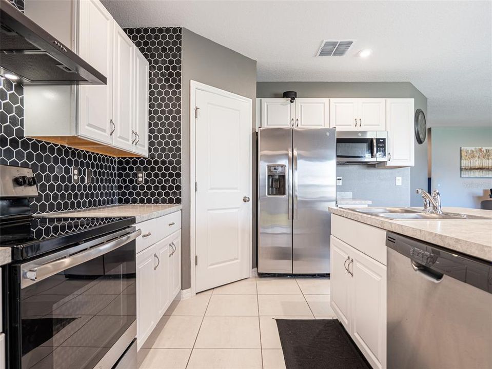 For Sale: $339,500 (3 beds, 2 baths, 1540 Square Feet)