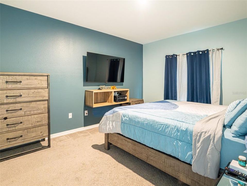 For Sale: $339,500 (3 beds, 2 baths, 1540 Square Feet)