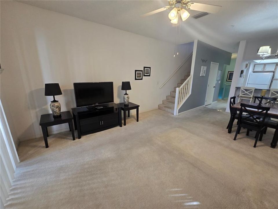 В аренду: $2,900 (3 спален, 3 ванн, 1700 Квадратных фут)