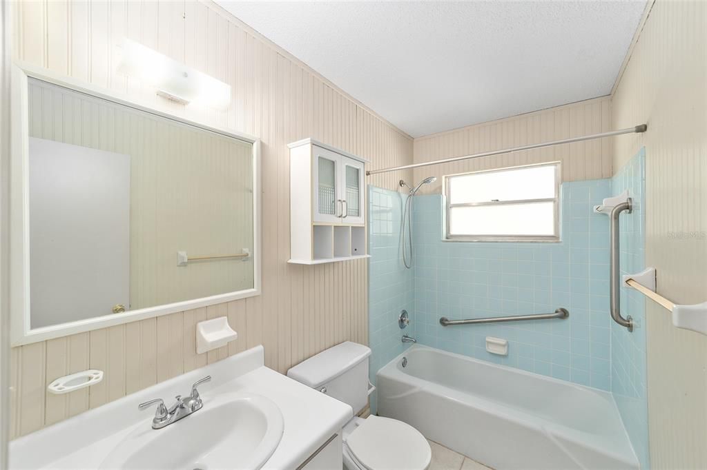 В аренду: $2,250 (3 спален, 2 ванн, 1672 Квадратных фут)