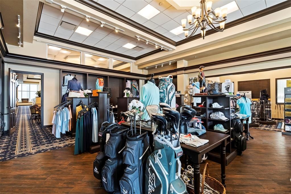 На продажу: $299,500 (3 спален, 2 ванн, 1873 Квадратных фут)