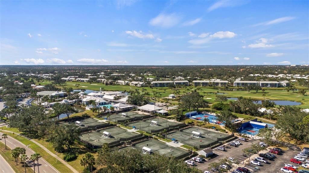 На продажу: $299,500 (3 спален, 2 ванн, 1873 Квадратных фут)