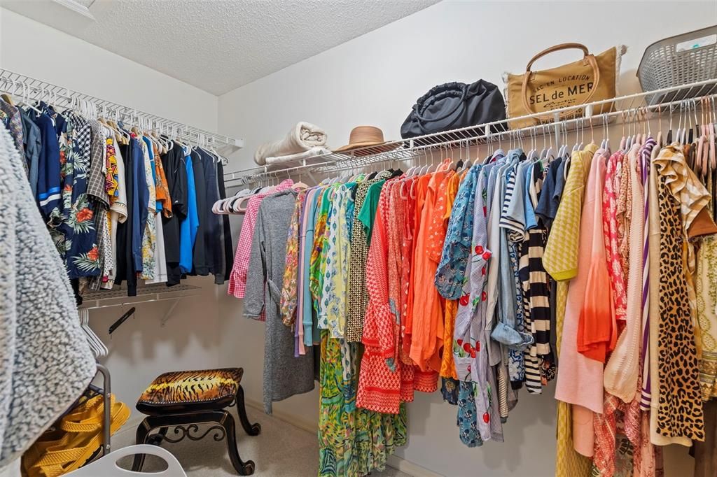 На продажу: $299,500 (3 спален, 2 ванн, 1873 Квадратных фут)