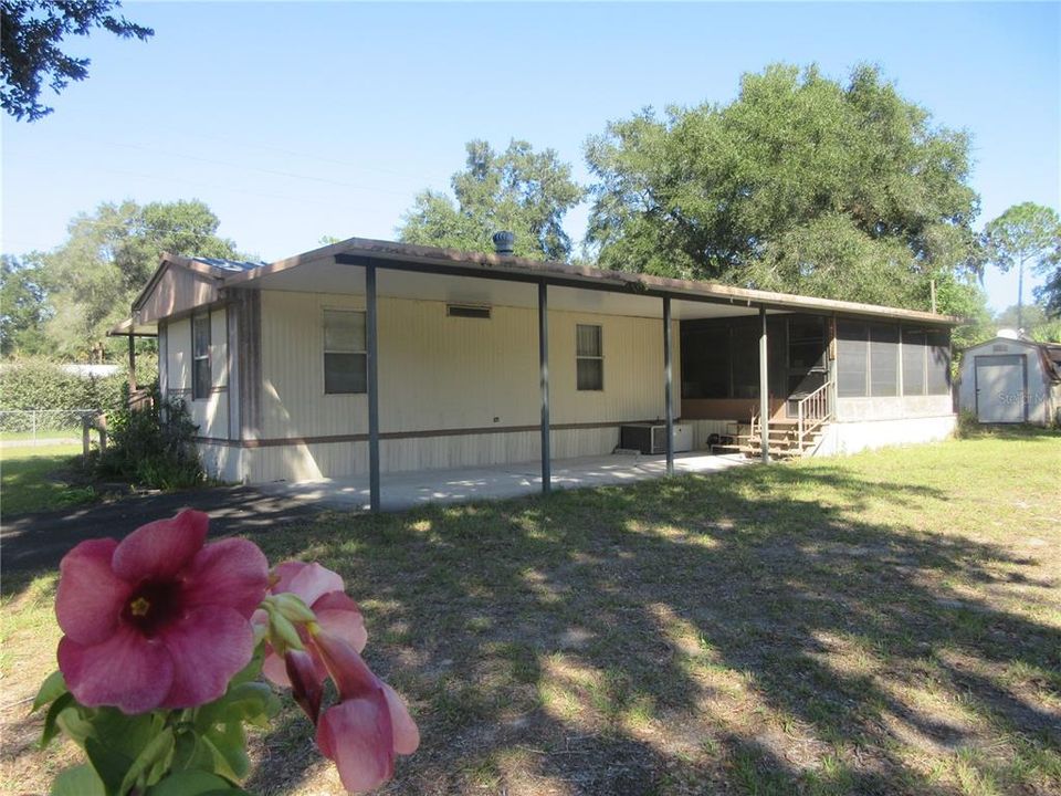 Active With Contract: $85,000 (2 beds, 2 baths, 1050 Square Feet)