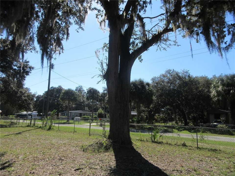 Active With Contract: $85,000 (2 beds, 2 baths, 1050 Square Feet)