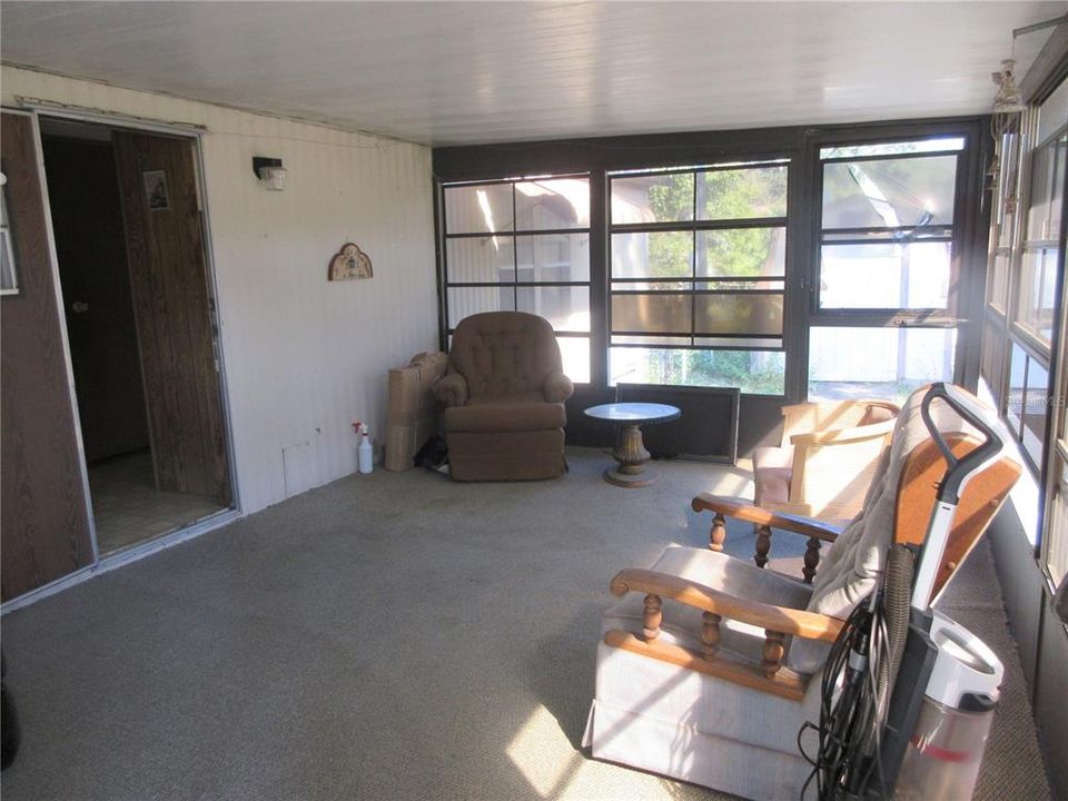 Active With Contract: $85,000 (2 beds, 2 baths, 1050 Square Feet)