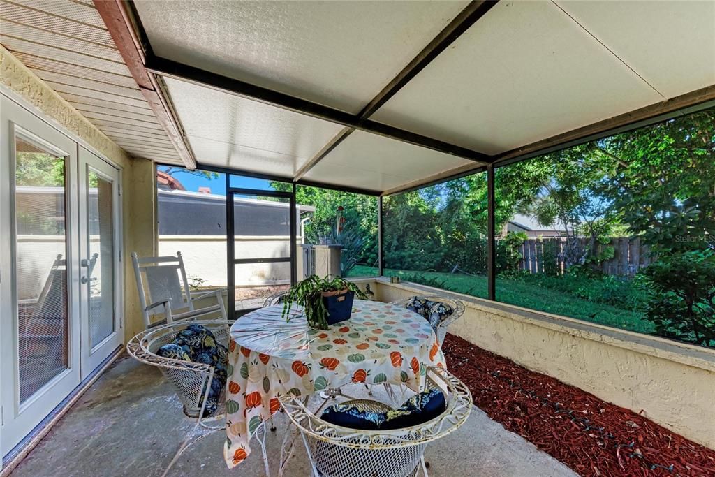 For Sale: $344,900 (3 beds, 3 baths, 2177 Square Feet)