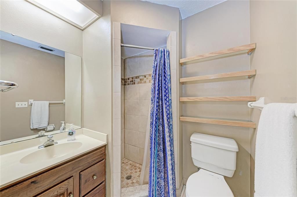 For Sale: $344,900 (3 beds, 3 baths, 2177 Square Feet)