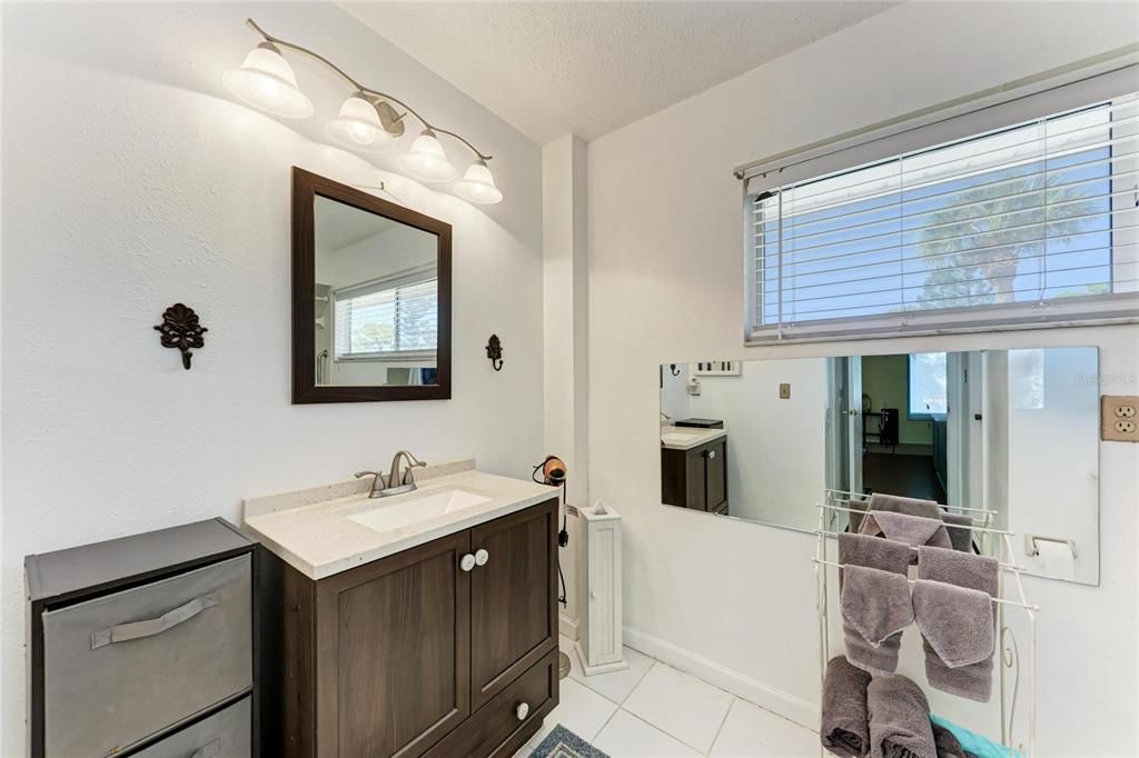 For Sale: $344,900 (3 beds, 3 baths, 2177 Square Feet)