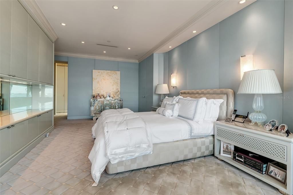 待售: $2,495,000 (2 贝兹, 2 浴室, 2797 平方英尺)