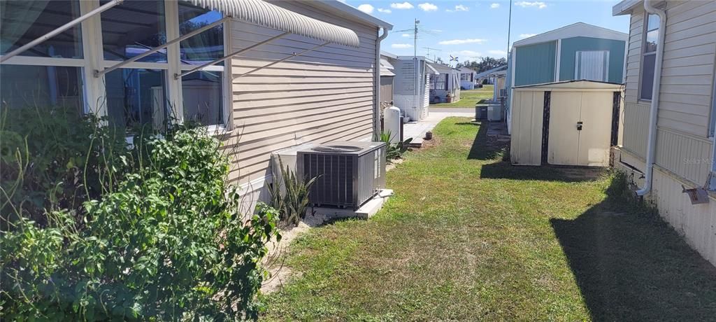 На продажу: $71,500 (1 спален, 1 ванн, 920 Квадратных фут)