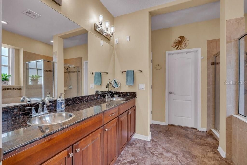 待售: $620,000 (4 贝兹, 3 浴室, 3105 平方英尺)