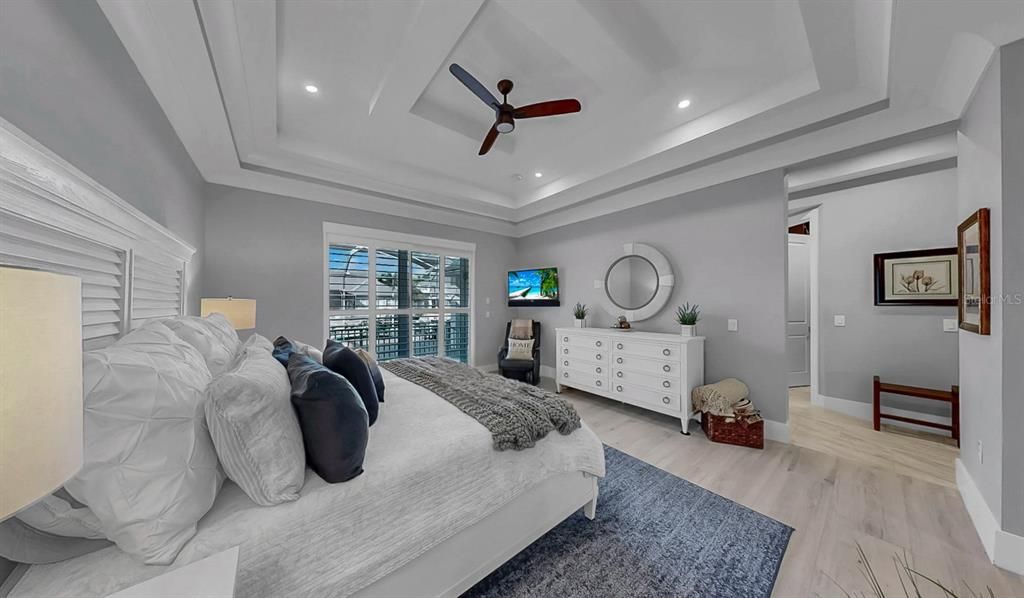 En Venta: $1,599,000 (3 camas, 3 baños, 3225 Pies cuadrados)