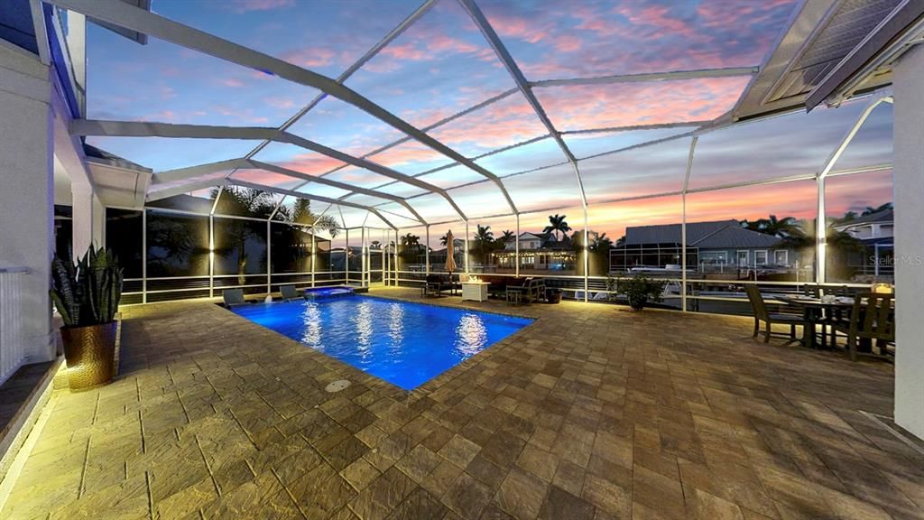 En Venta: $1,599,000 (3 camas, 3 baños, 3225 Pies cuadrados)