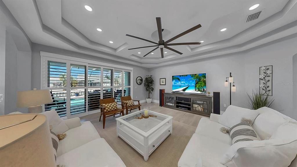 En Venta: $1,599,000 (3 camas, 3 baños, 3225 Pies cuadrados)