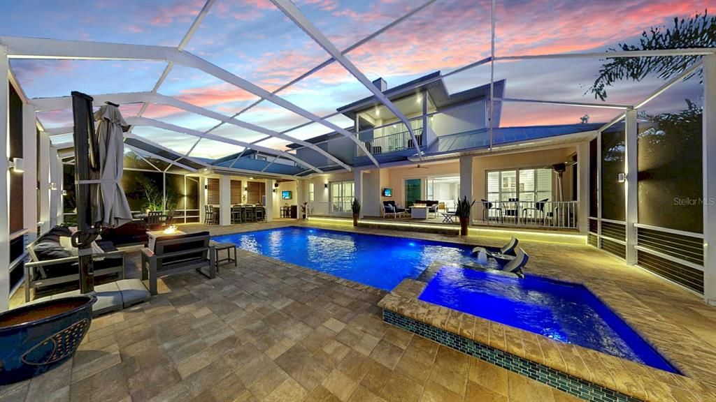 En Venta: $1,599,000 (3 camas, 3 baños, 3225 Pies cuadrados)