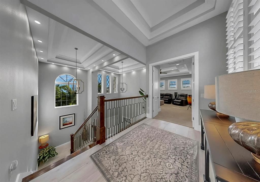 En Venta: $1,599,000 (3 camas, 3 baños, 3225 Pies cuadrados)