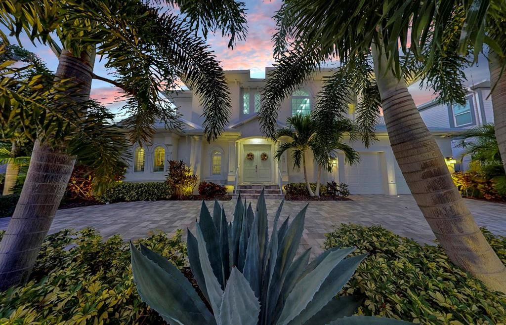 En Venta: $1,599,000 (3 camas, 3 baños, 3225 Pies cuadrados)